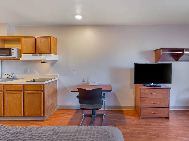 Studio Suite - 2 Full Beds