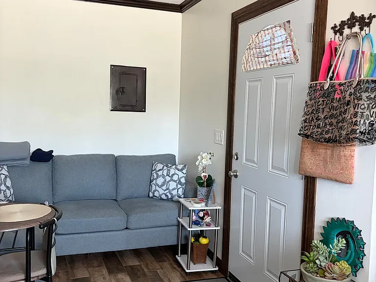 901 N Dickel St #C — Photo 9