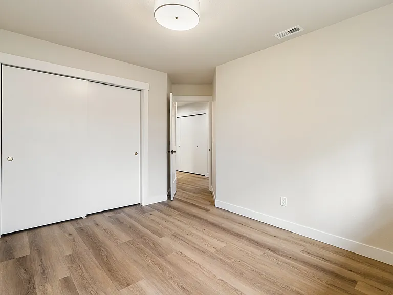3815 Del Bonita Way — Photo 26