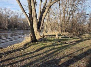 5271 Royal River Rd, Braham, MN 55006