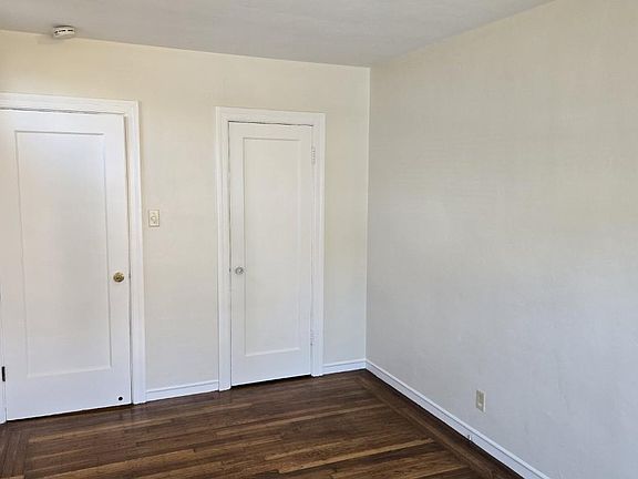 4th image of 702 Solano Ave #702