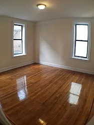 Rented by Roberto Guilbet, LREB