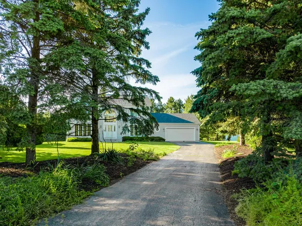 2070 Ridge DRIVE, Lake Geneva, WI 53147