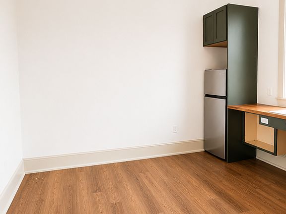 4th image of 500 B St #2B