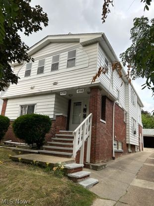 4733 E 93rd St, Garfield Heights, OH 44125