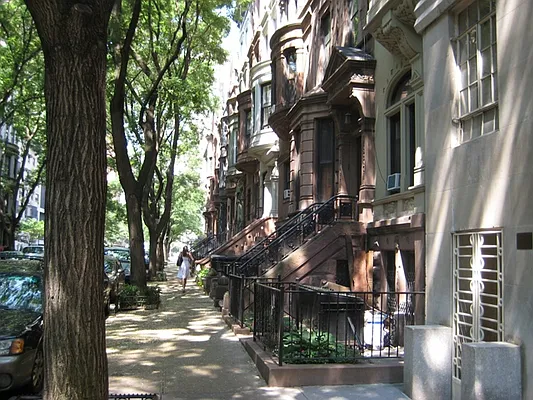 Rented by Magnone Real Estate | media 27