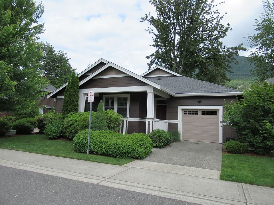 1st image of 1652 SE 12th St