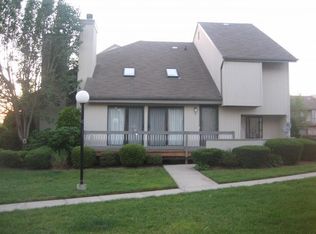 41 Sherborne St, Somerset, NJ 08873