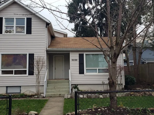 1008 W 14th St, Vancouver, WA 98660