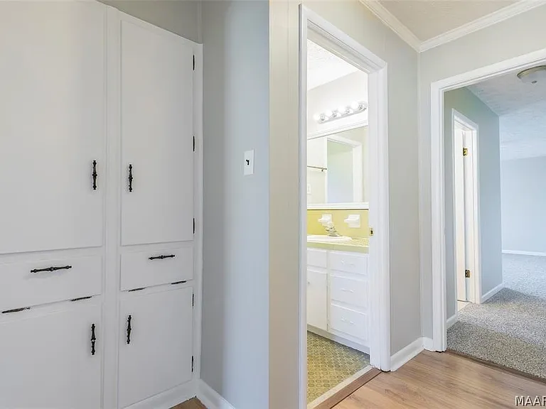110 Diane Dr — Photo 27