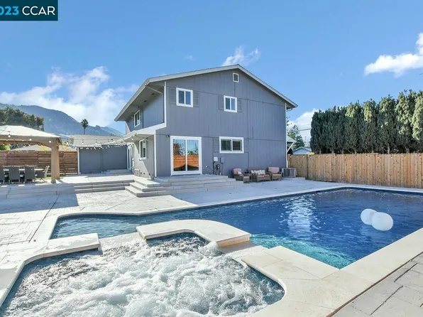 1229 Krona Ln, Concord, CA 94521