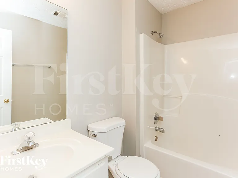 1270 Summit Point Ln — Photo 14