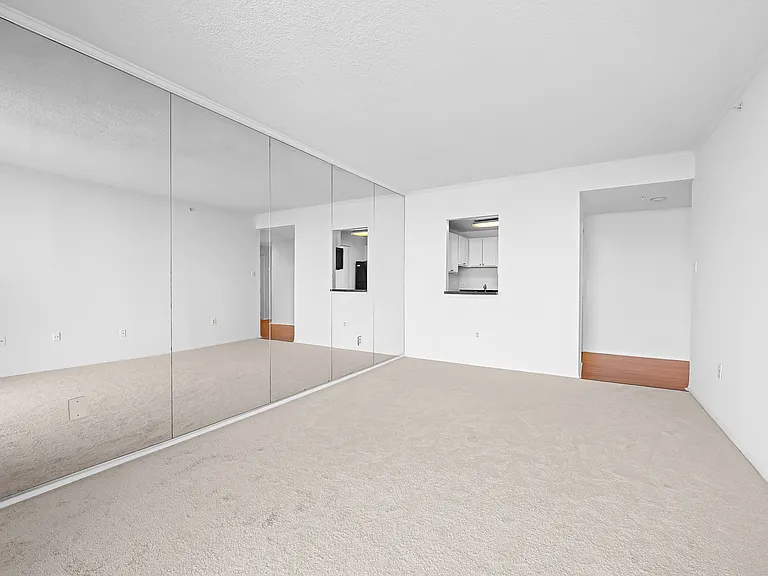 28 Allegheny Ave #1608 — Photo 12