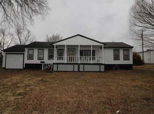 114 Spruce St, Independence, KS 67301