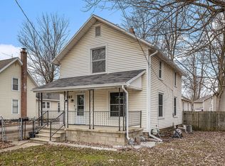 327 E Prairie St, Vicksburg, MI 49097