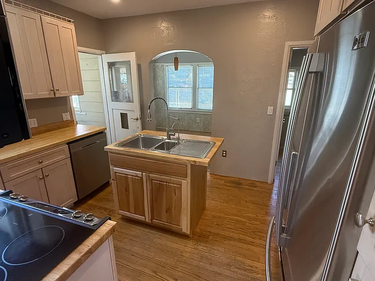 800 Yakima St — Photo 35