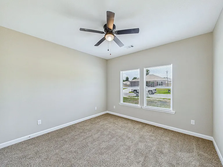 832 Pine Tree Rd — Photo 8