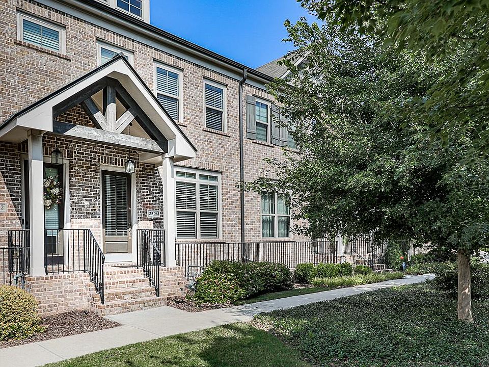 1st image of 2306 McLean Chase SE
