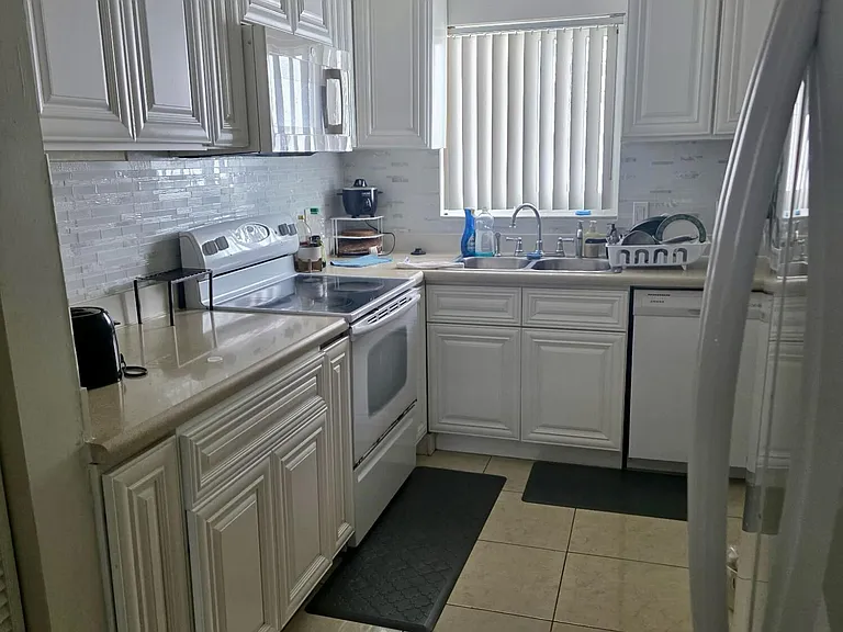 2245 Fillmore St #7 — Photo 9