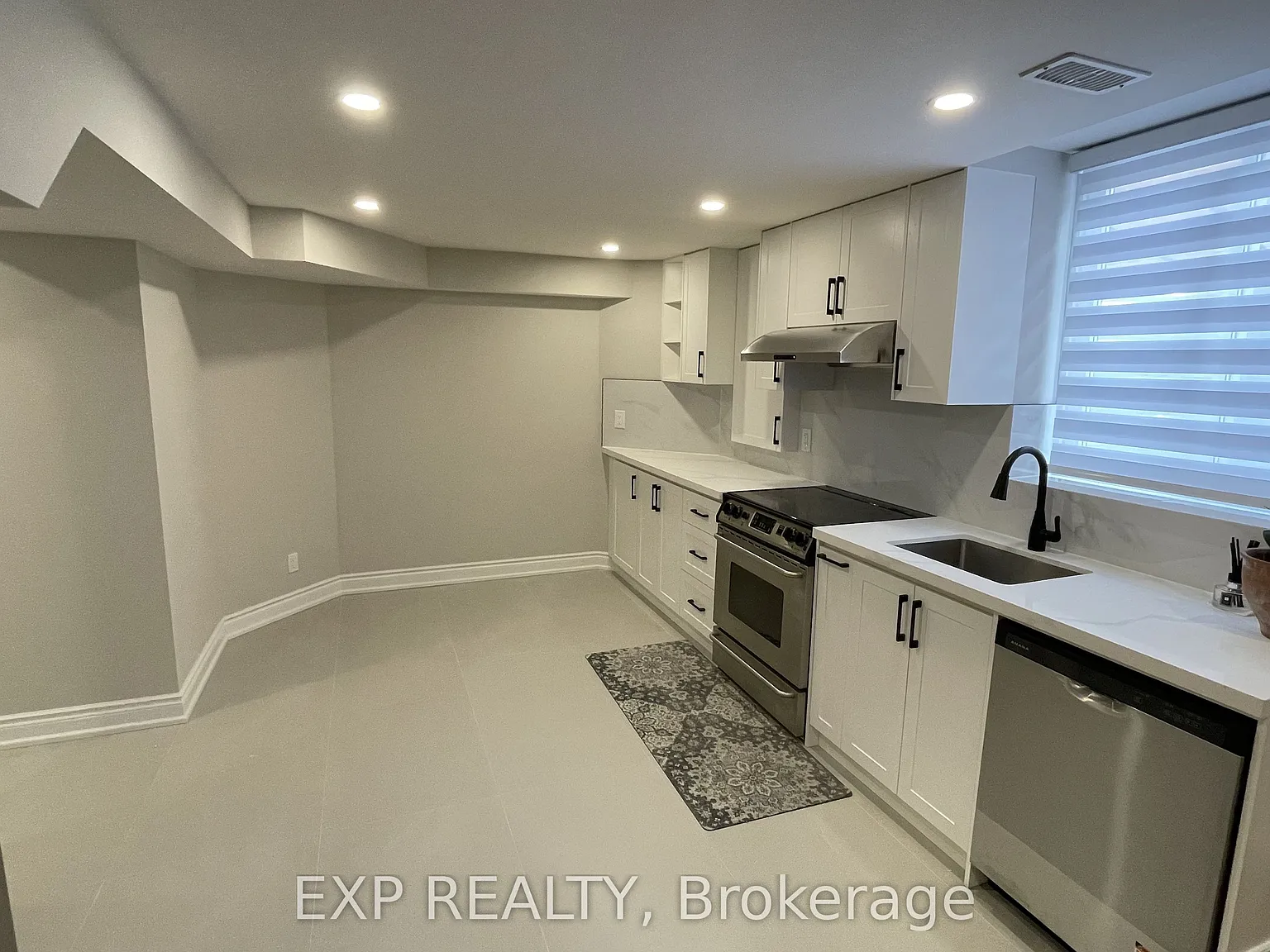 2 bed, $2,000 — Photo 3