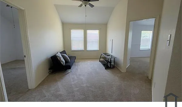 5601 Piedra Dr — Photo 9
