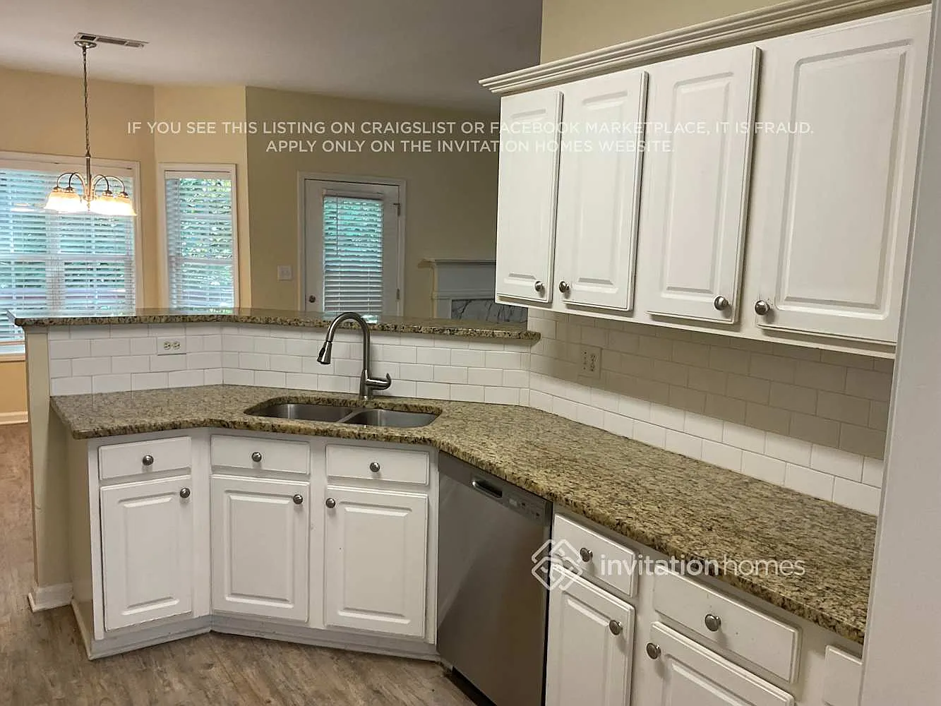 4375 Red Rock Pt Suwanee, GA 30024 — Photo 3