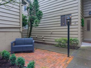 48 Cervantes Cir, Lake Oswego, OR 97035
