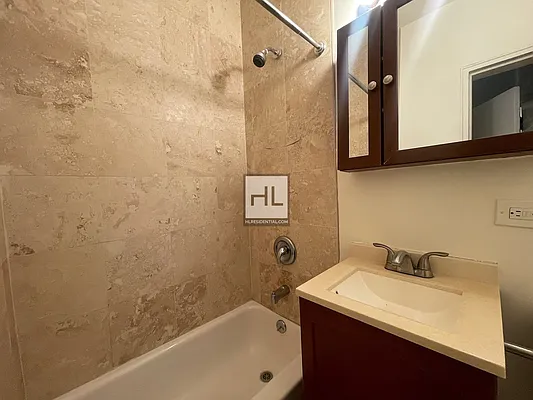 Rented by Highline Residential | media 3