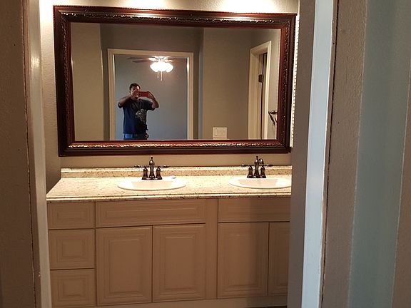 3rd image of 16239 Bear Run St