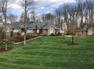 600 Bower Hill Rd, Venetia, PA 15367