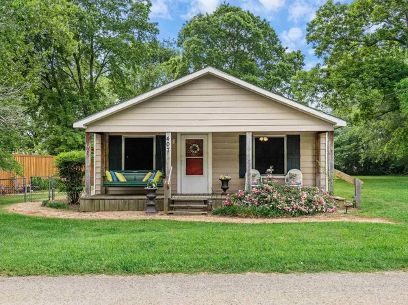 407 W Tyler St, Bullard, TX 75757