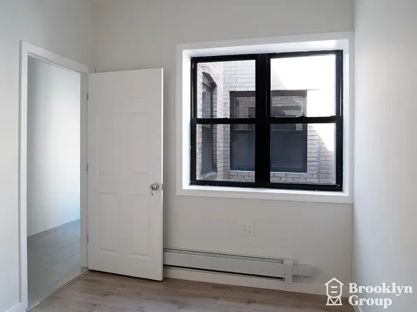 330 Empire Boulevard image 14 of 20