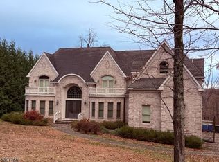 89 Knollwood Dr, Watchung Boro, NJ 07069