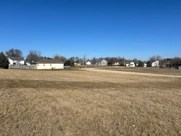 252 KUEHL DRIVE, Iron Ridge, WI 53035
