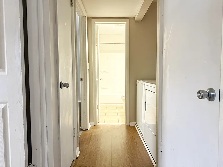 700 Village Ln #4 — Photo 14