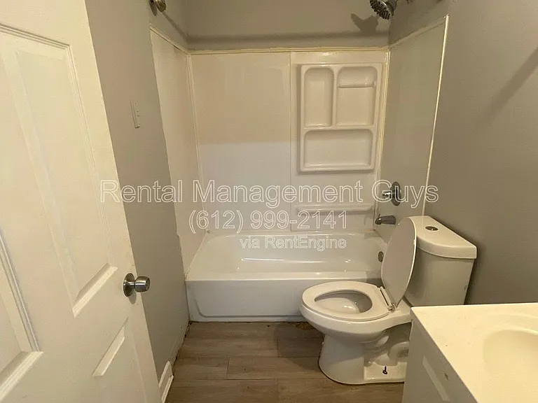 2931 Bryant Ave N #2 — Photo 12