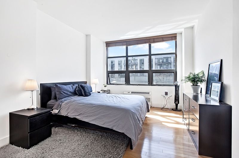 1st image of 5-9 48th Ave #2G