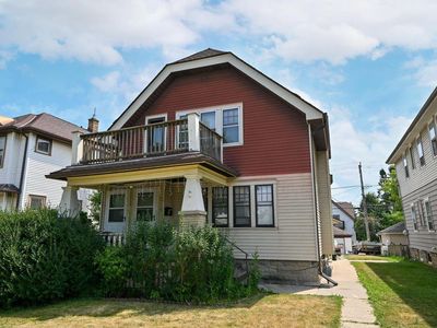 1010 S 58th STREET, West Allis, WI, 53214