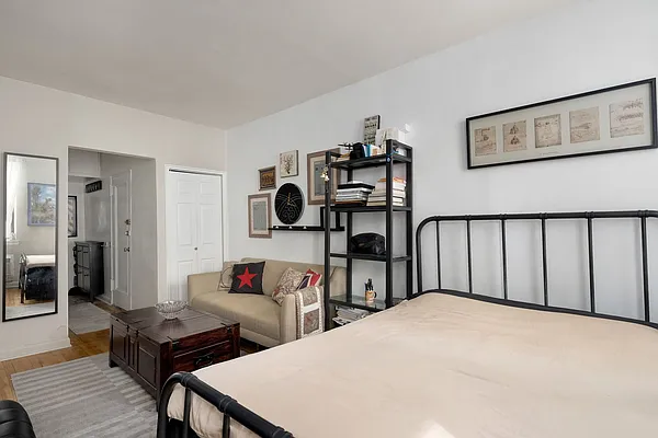 Sold by Compass | media 6