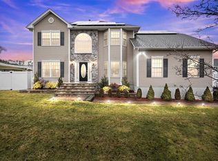 2641 Liberty Rdg, New Windsor, NY 12553