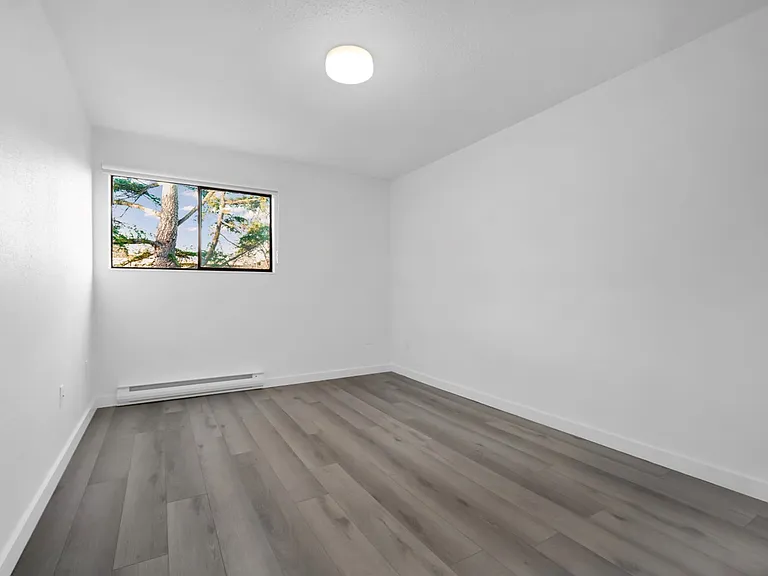 1010 McKenzie Ave #203 — Photo 21