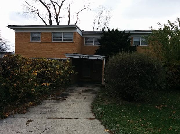 1st image of 6755 N Monticello Ave