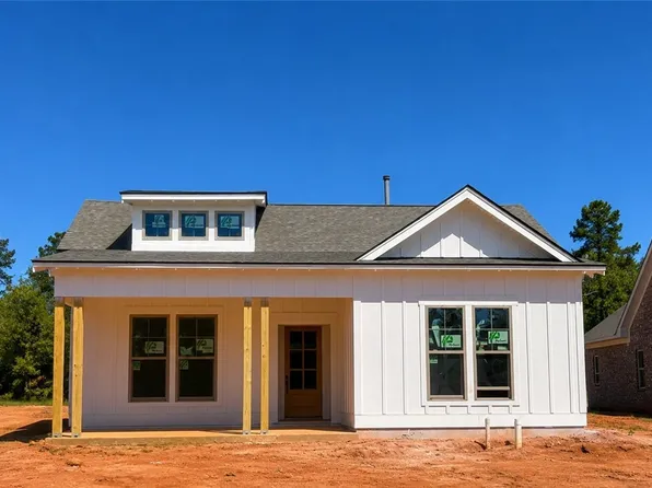 1662 James Burt Pkwy, Auburn, AL 36830