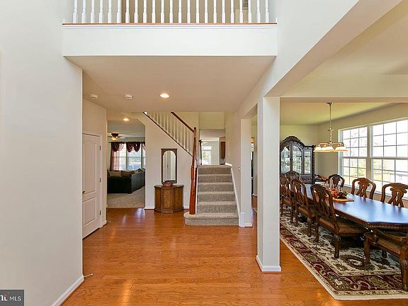 2nd image of 127 Vincent Dr