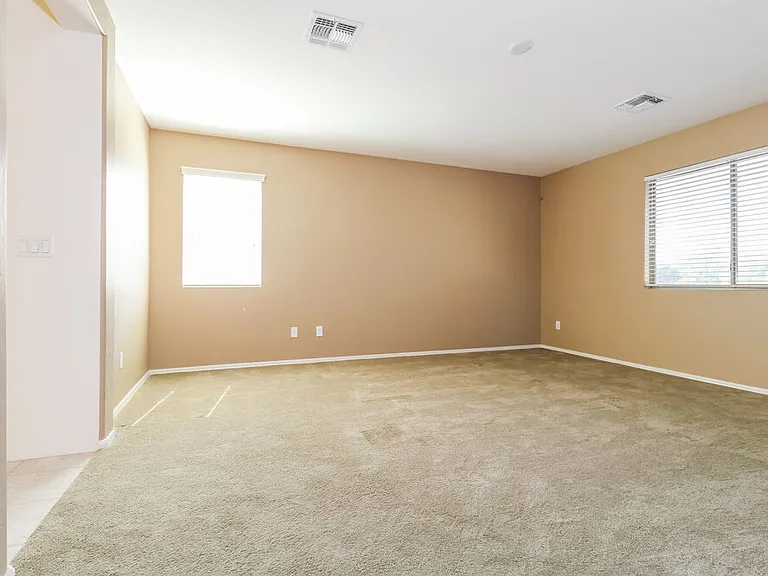 3116 S 82nd Ln — Photo 10