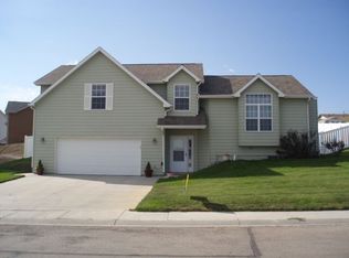 3515 Hidden Valley Rd, Gillette, WY 82718