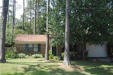 1st image of 3214 Earl Dr