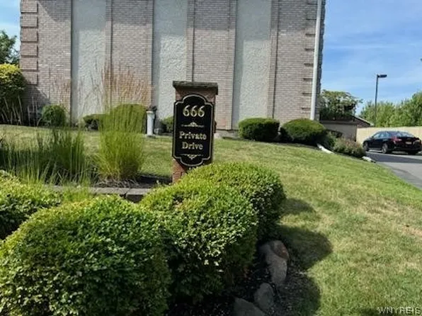 666 W Ferry St APT 40, Buffalo, NY 14222