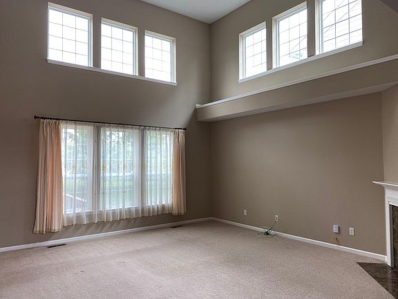4th image of 13679 Sunnyvale Ln