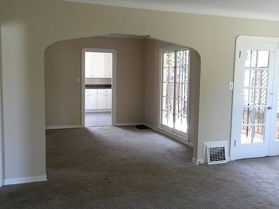 4th image of 816 Florida St
